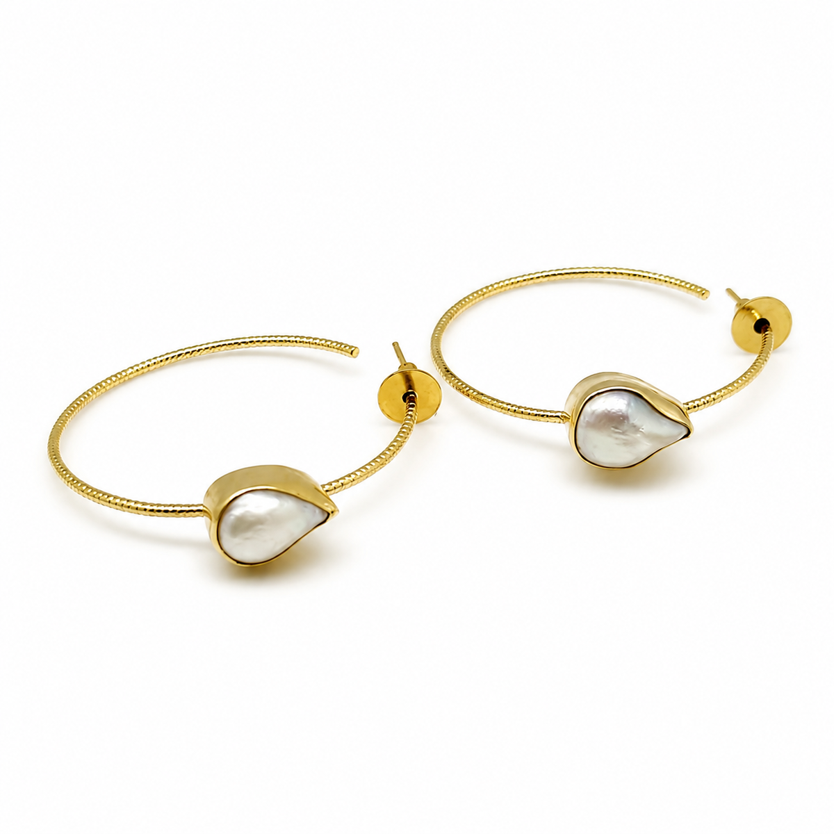 Gold-plated teardrop earrings with a gray rutilated quartz look.