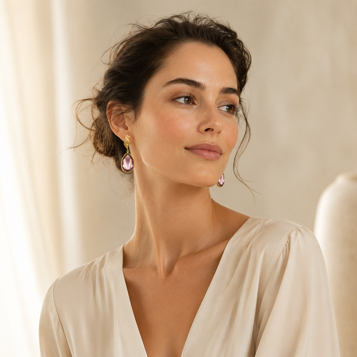 Purple tulip-inspired drop earrings with a gold-plated finish and faceted teardrop shape.