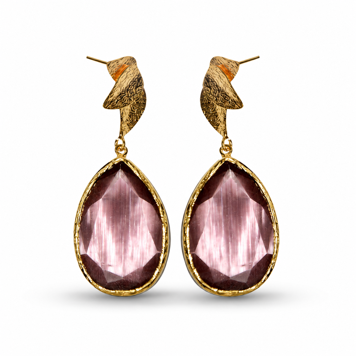 Purple tulip-inspired drop earrings with a gold-plated finish and faceted teardrop shape.